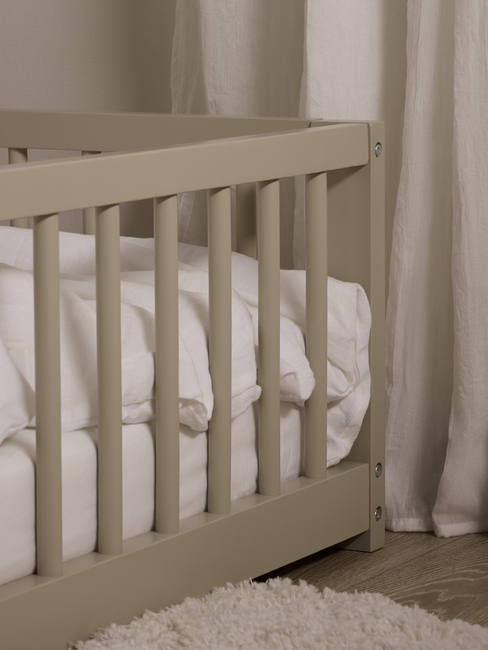 Minitude DYLAN Juniorsäng/Montessorisäng 90 x 200, Beige SHIDA23021A-L-BEIGE-2675_4a.jpg
