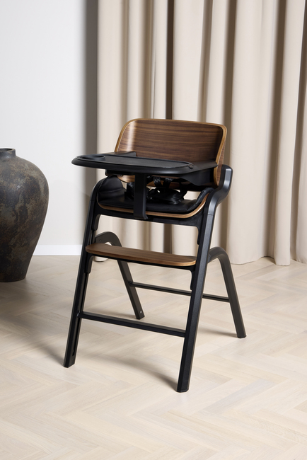 Beemoo Selection Life Matstol Inkl. Babysitter, Walnut/Grey