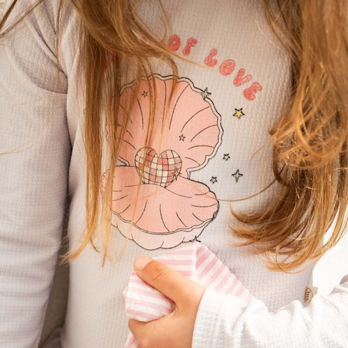 That's Mine Smilla Baddräkt, Shell Of Love