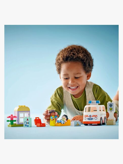 LEGO DUPLO Town 10447 Ambulans och förare
