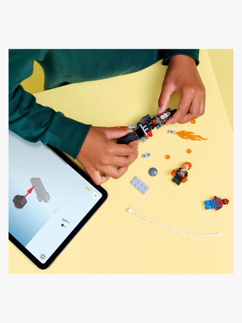 LEGO Super Heroes 76335 Spider-Man mot Ghost Rider på motorcykel