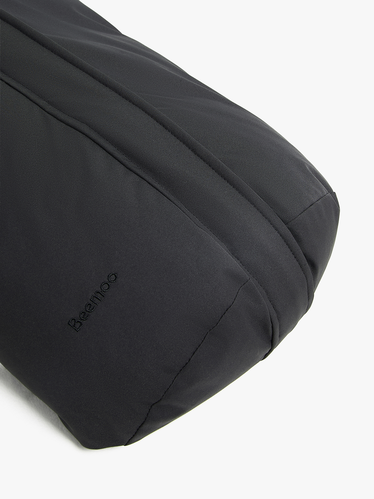 BM-MiniFootmuff-BLACKLEAF-1882_3d.jpg