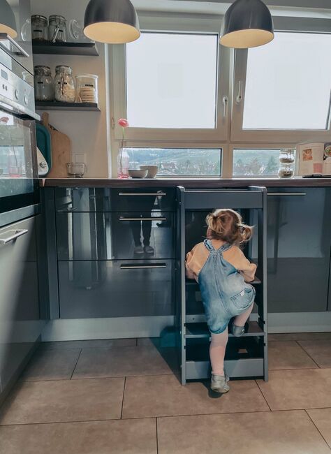 tiSsi Hjälpa Till Pall, Beech Grey