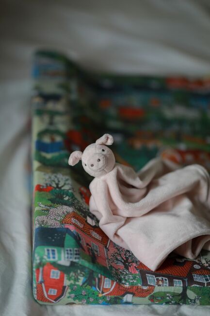 Lotta på bråkmakargatan Bamsen Snuttefilt, Rosa