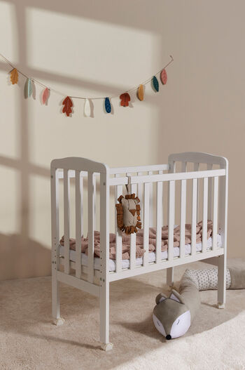 JLY-Bedside-01-2202_5.jpg