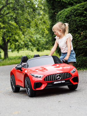 Mercedes Benz SL63 Sähköauto, Punainen