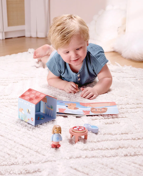 Hape Sagobok med Lekset The Tiny House