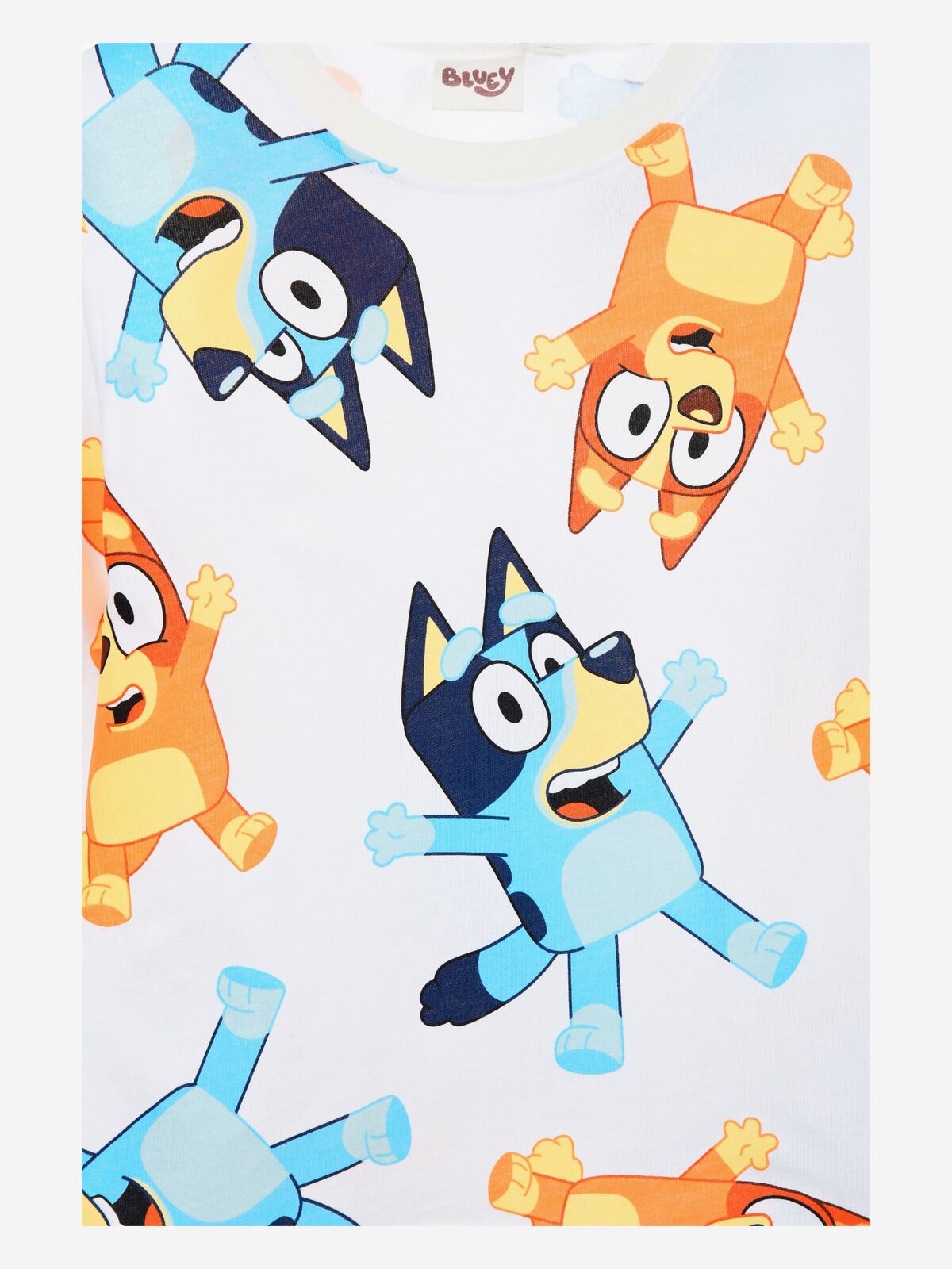 HY10352.REC-OWHITE-2483_4b.jpg