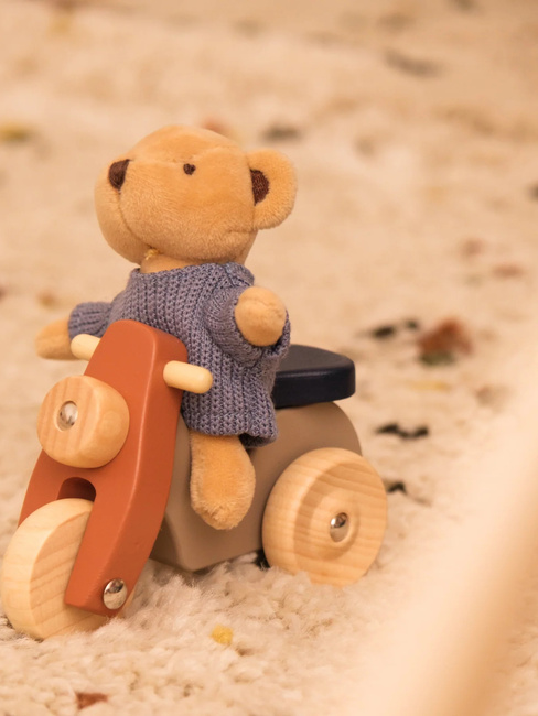 Egmont Toys Mini Friends Björnen Alexis På Vespa EG511180-1423_4a.jpg