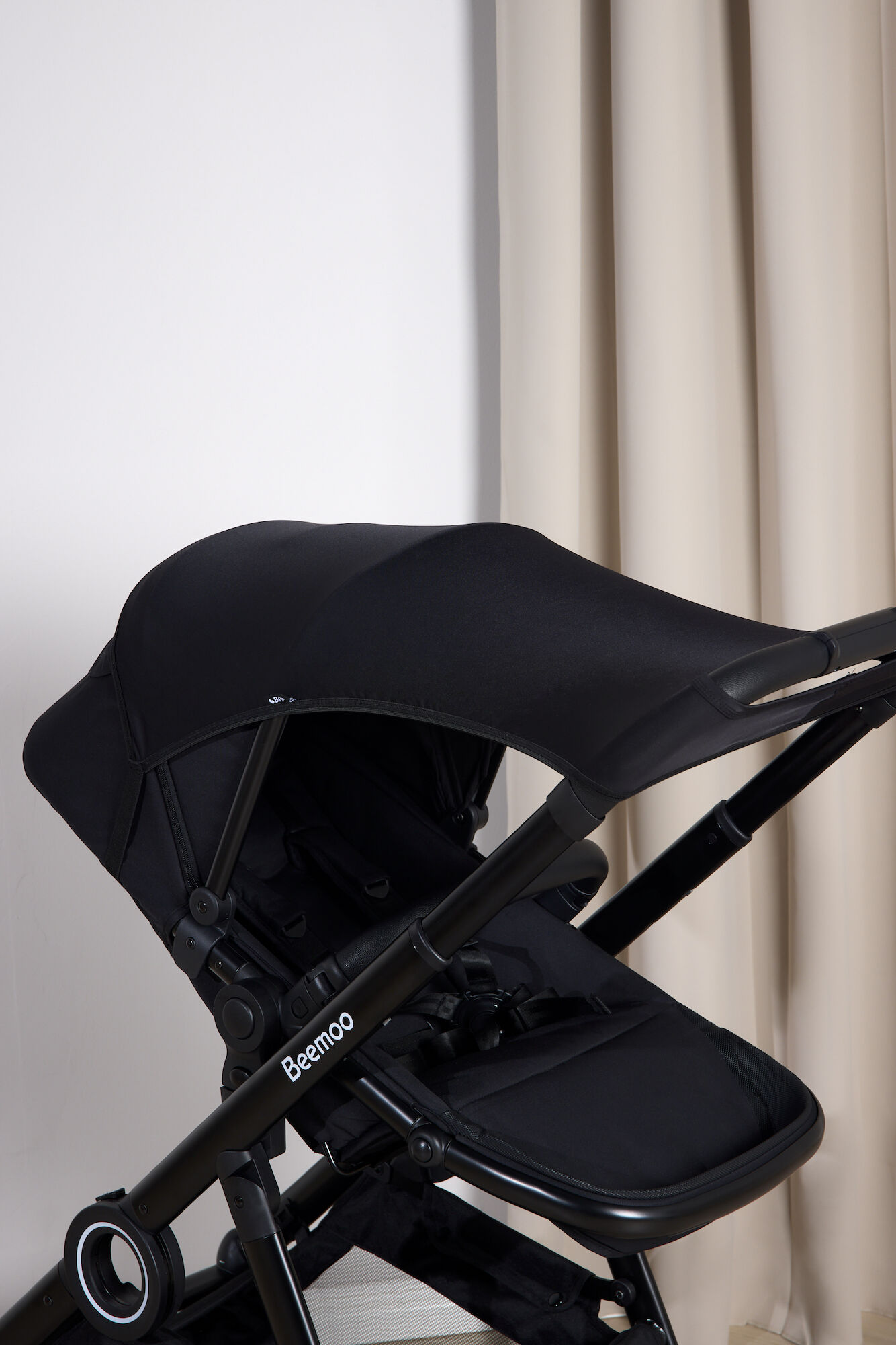 Beemoo Elastiskt UV Solskydd Till Barnvagn & Babyskydd, Black