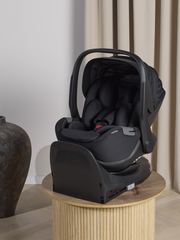 Beemoo Revolve i-Size Babyskydd inkl. Bas, Black Stone