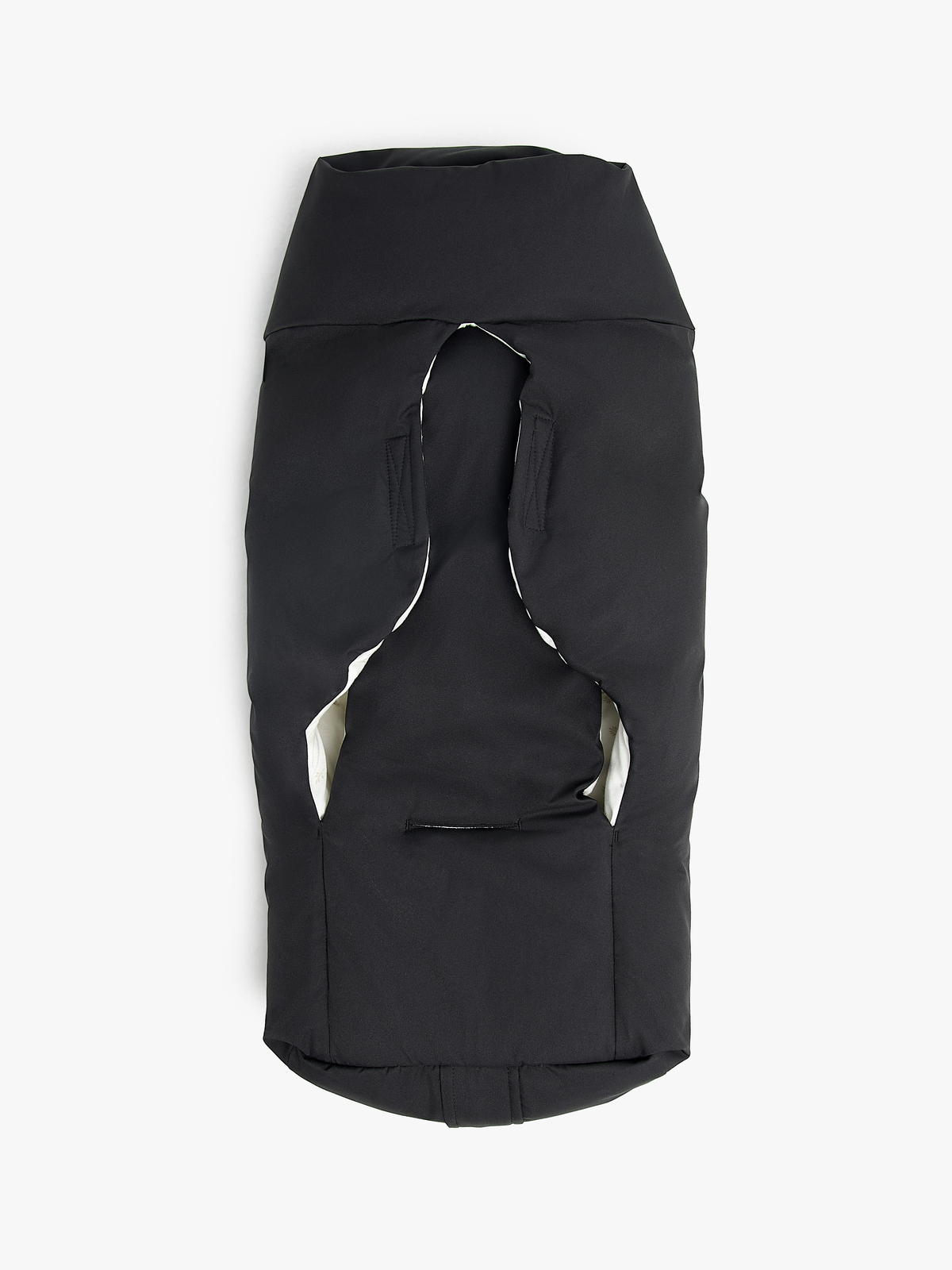 BM-MiniFootmuff-BLACKLEAF-1882_2.jpg