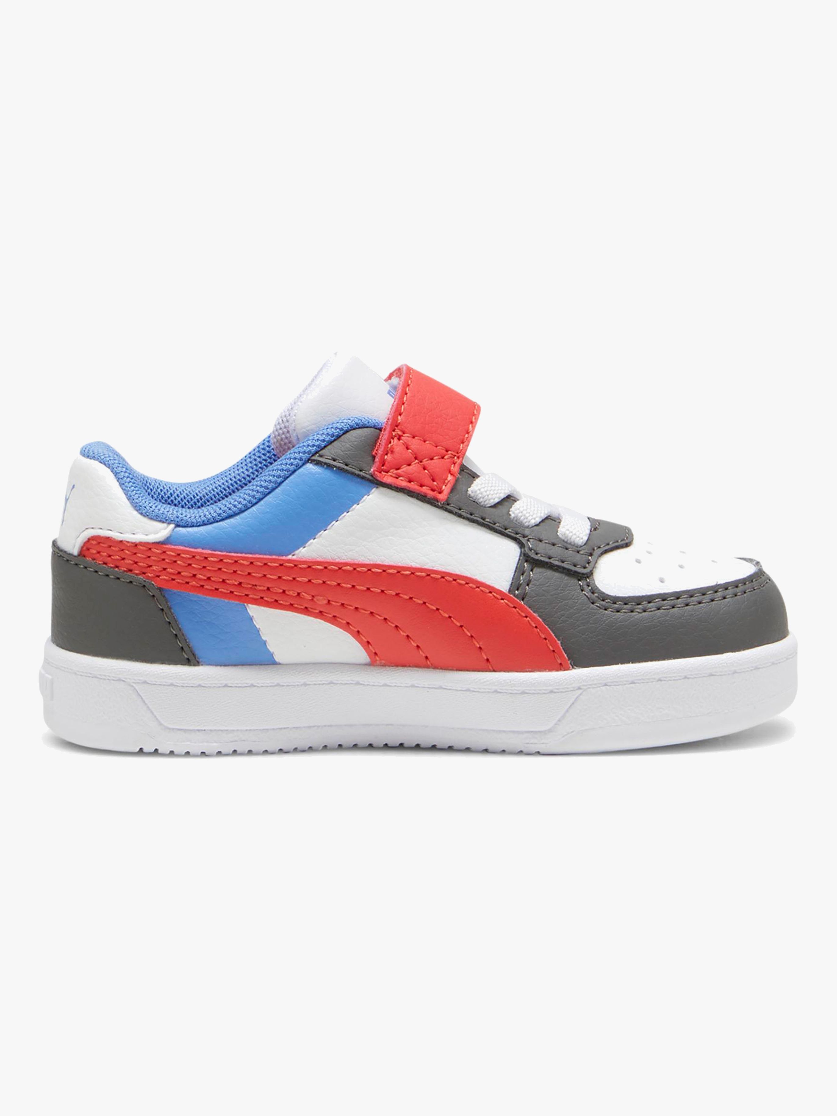 Puma Sneakers
