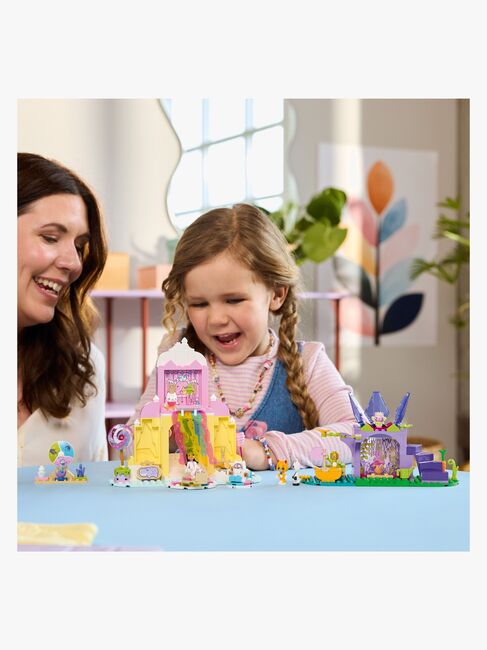 LEGO Gabby's Dollhouse 11205 Karamellberget & katträdgården