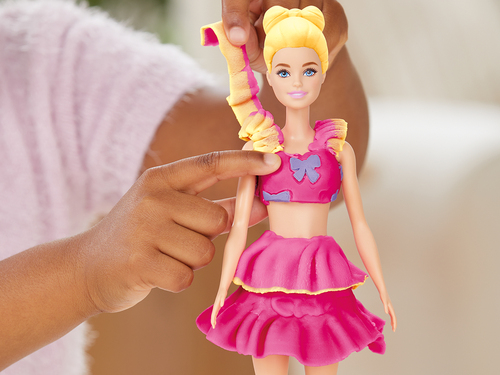 Play-Doh Barbie Leklera med Docka Volanger & Rosetter
