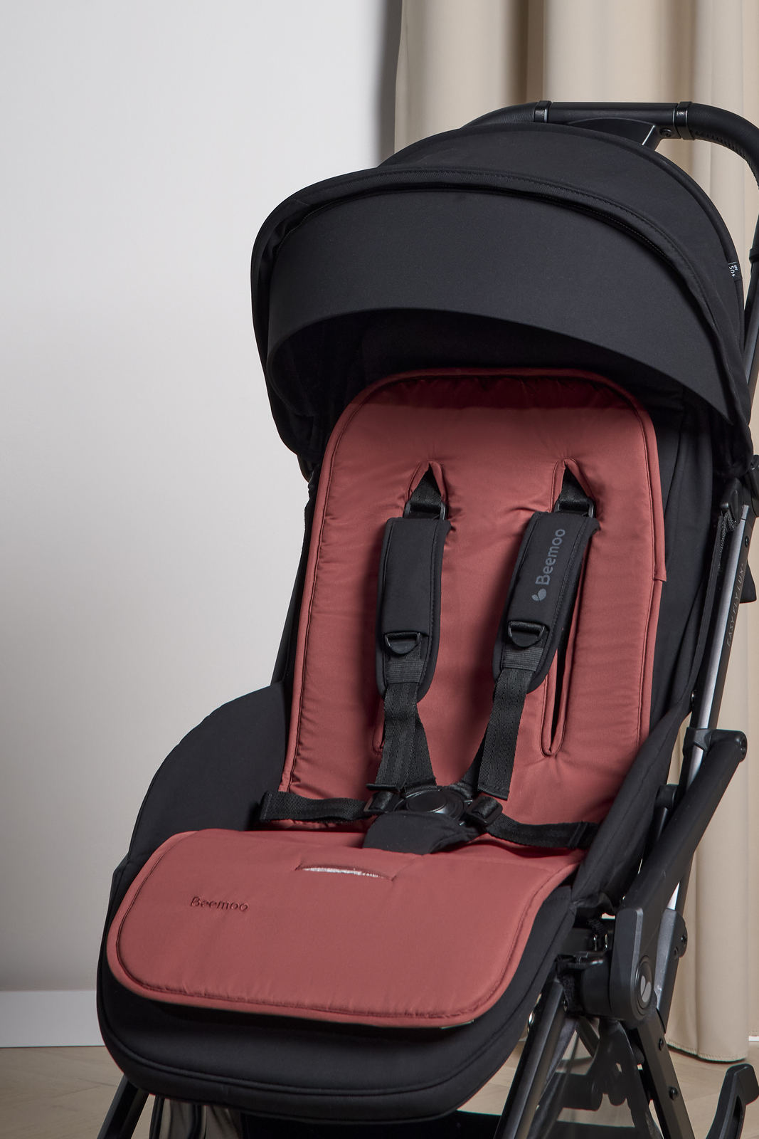 Beemoo Sittdyna, Maroon Berry