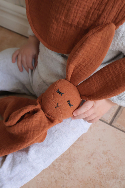 Oh, Poppy! Leia Kanin Snuttefilt Muslin, Warm Rust