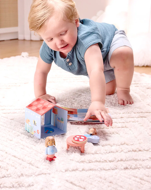 Hape Sagobok med Lekset The Tiny House