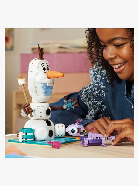 LEGO Disney Princess 43287 Olofs och Brunis picknickskoj