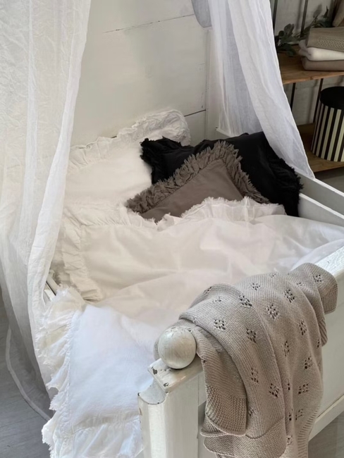 Mini Dreams Bäddset Vintage Volang Spjälsäng, Vit