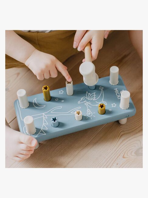 Micki Bultbräda, Rosa