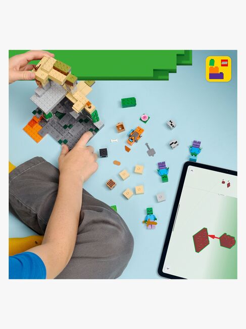LEGO Minecraft 21587 Zombiehåla