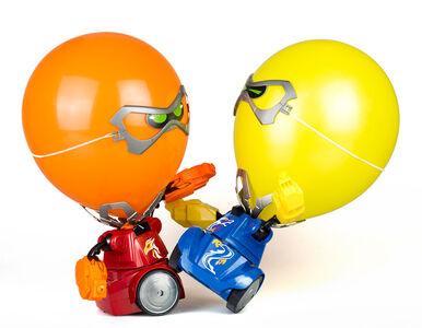 Silverlit Robo Kombat Balloon Puncher 2-pack Radiostyrd Bil, Röd/Svart