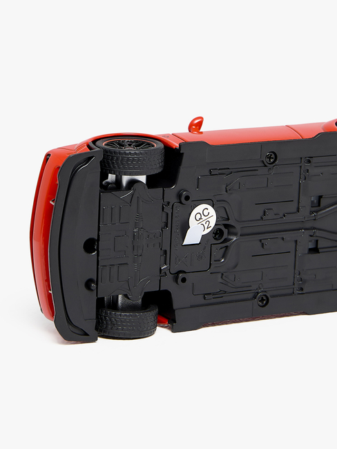 Dodge Modellautos Die-Cast Racerbil 1:32 Blandad