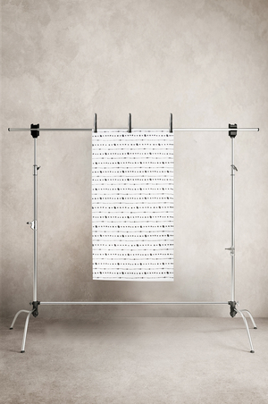 Minitude Matta Prickar 80x150, Vit/Svart