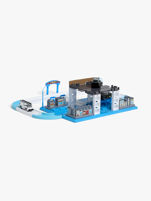 Alex's Garage Bilbana Polisparkering