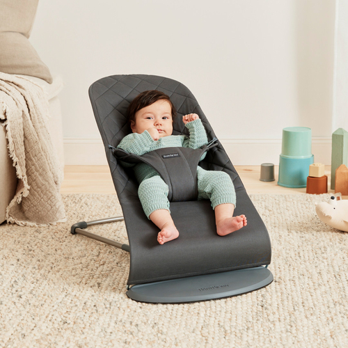 BabyBjörn Bliss Babysitter Vävd Klassisk Quilt, Antracitgrå