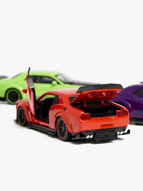 Dodge Modellautos Die-Cast Racerbil 1:32 Blandad