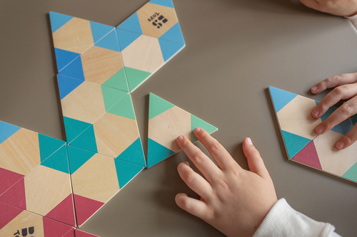 BS Toys Triangle Domino Barnspel