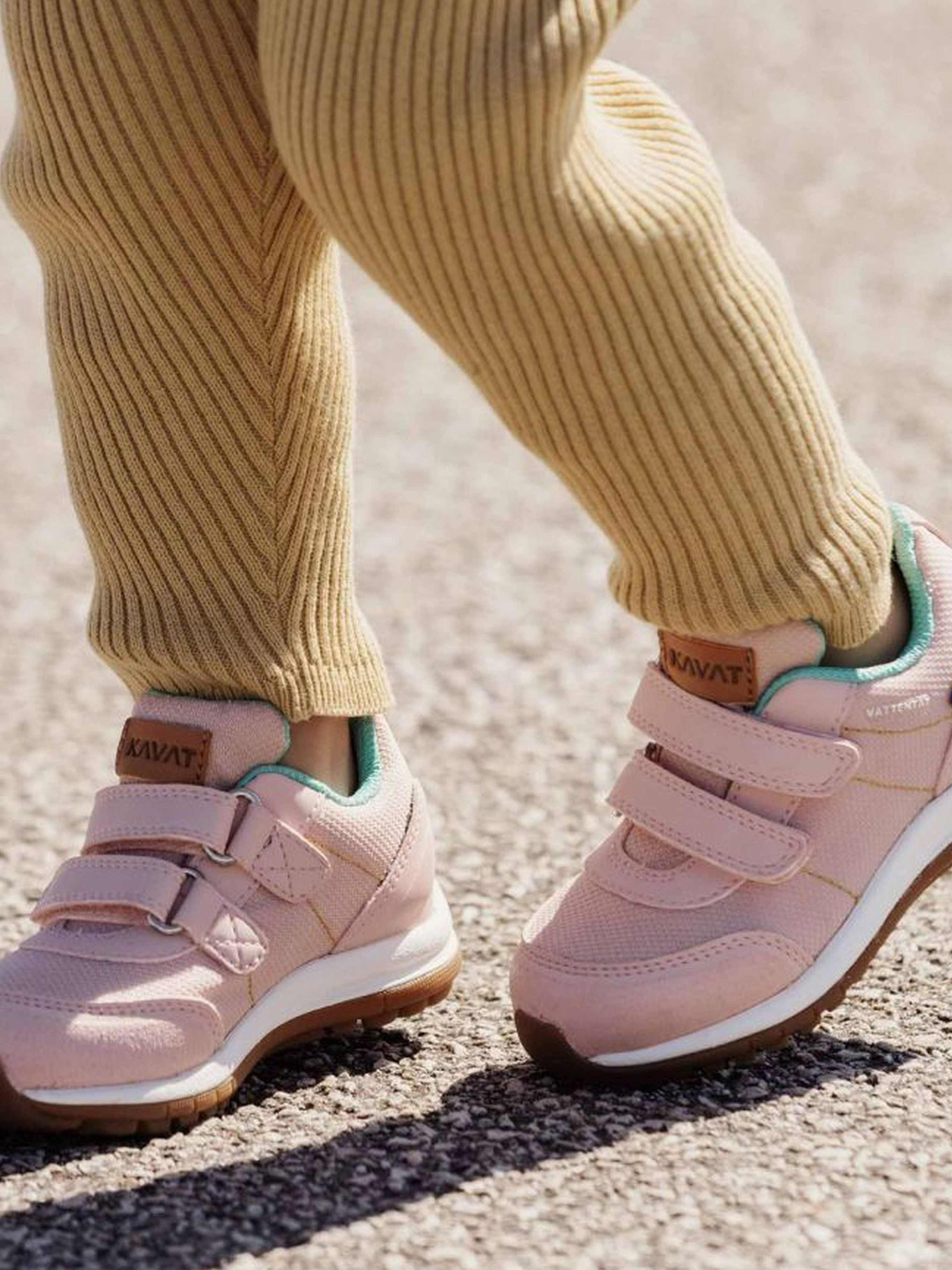 Kavat Halland WP Sneakers, Light pink, 27