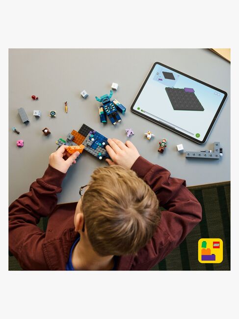 LEGO Minecraft 21274 Mötet med väktaren