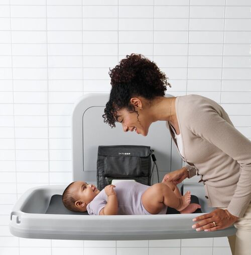 Skip Hop Clean Slate Portabel Skötbädd, Svart