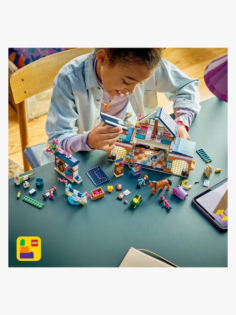 LEGO Friends 42688 Häststall och ridskola