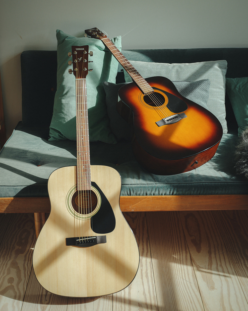 Yamaha F310II Akustisk Gitarr