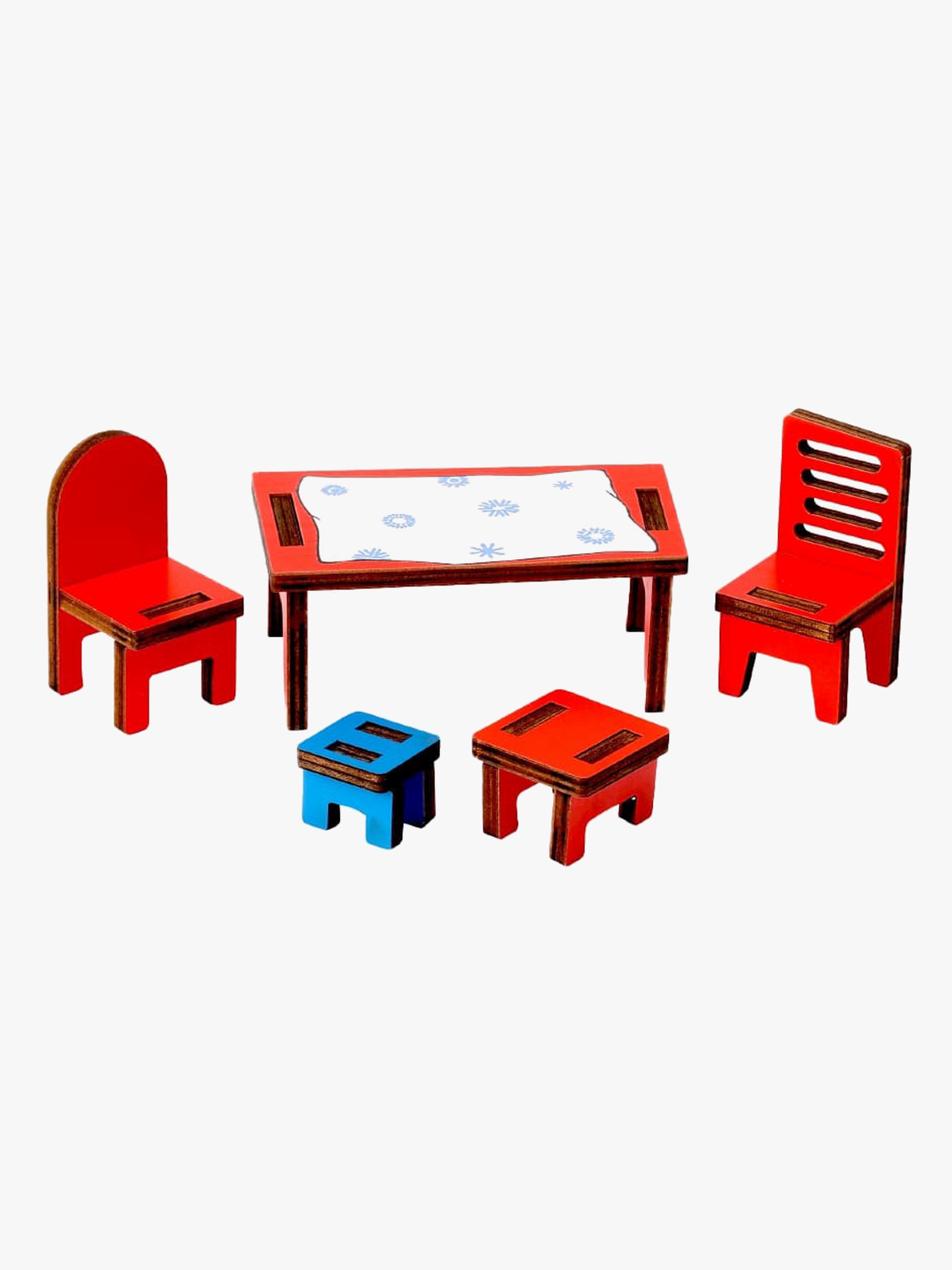 Pippi Långstrump Möbelset Bord &  Stolar