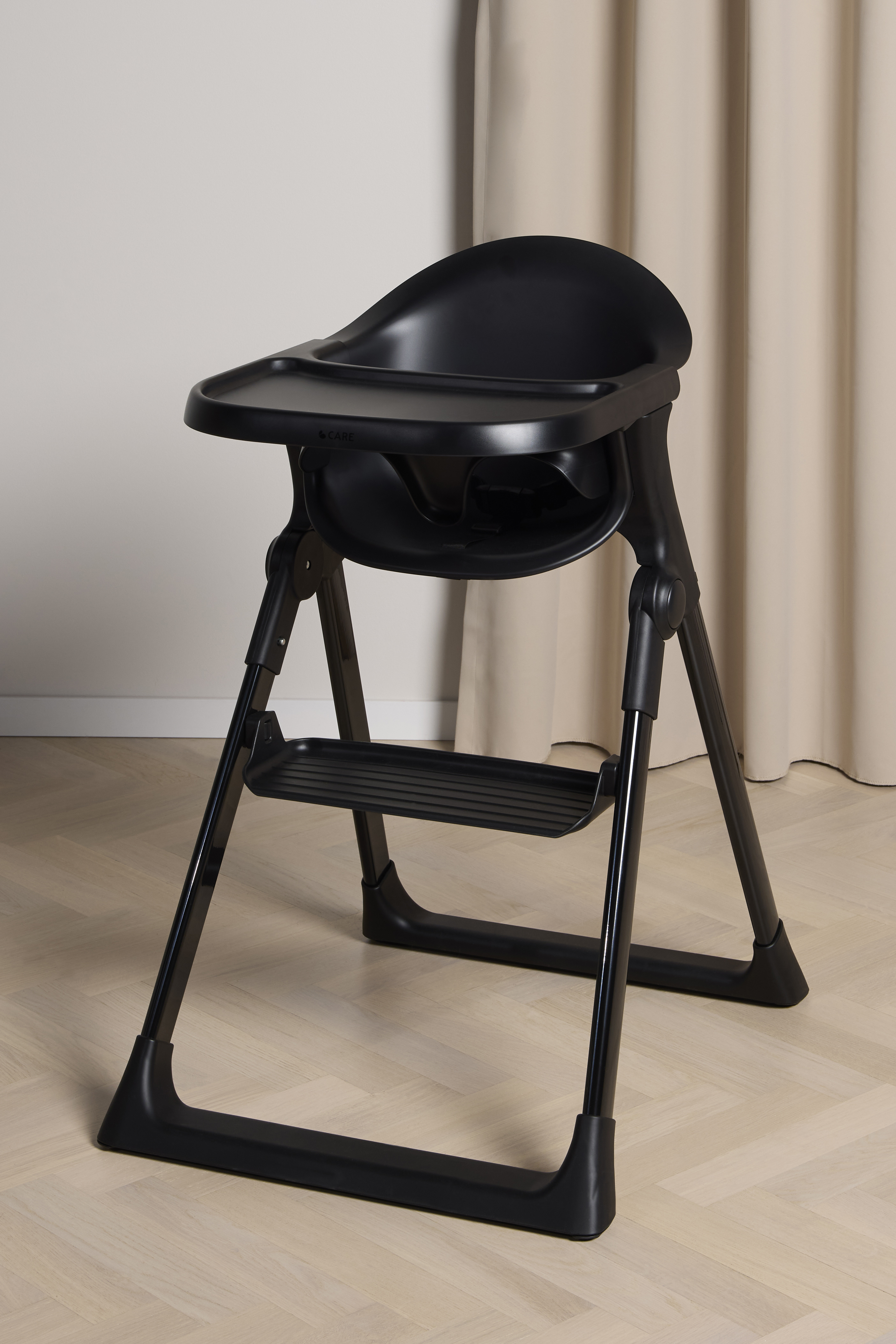 Beemoo CARE Harmony Barnmatstol, All Black