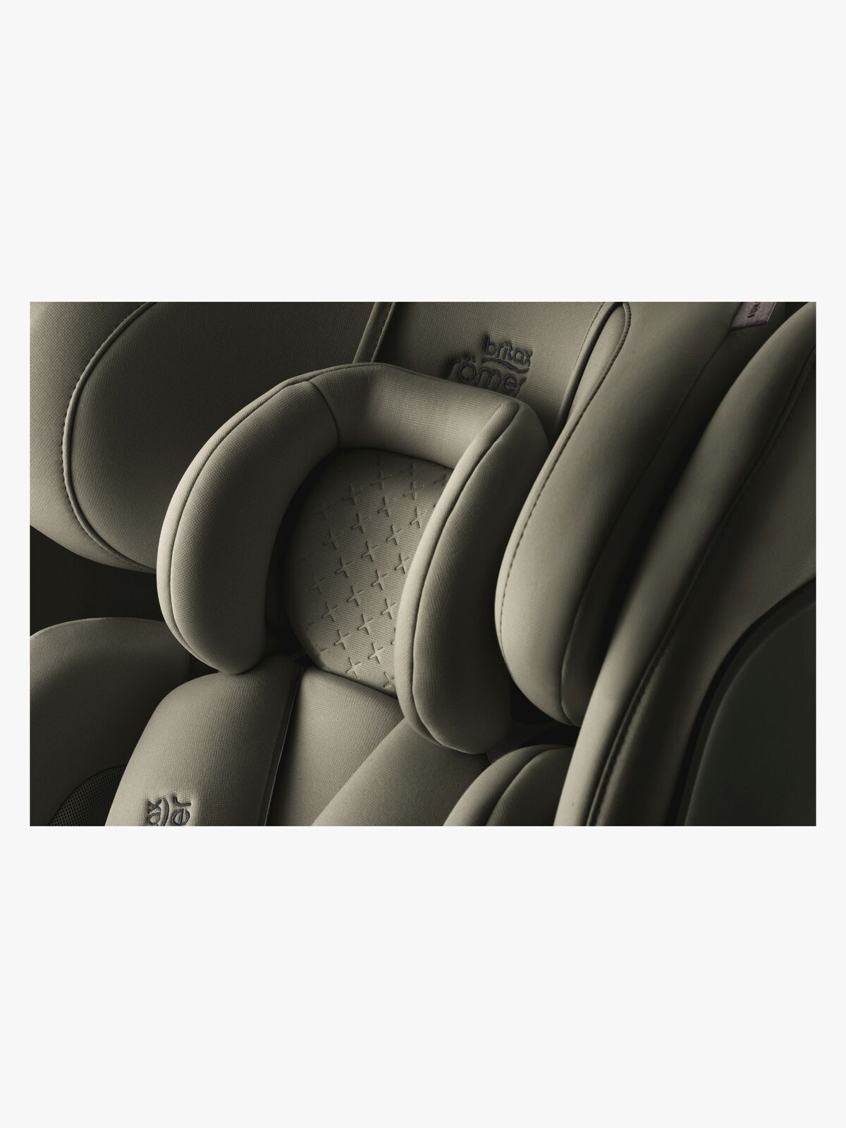 BRSwivelGrowLux-2000042297-1636_3m.jpg