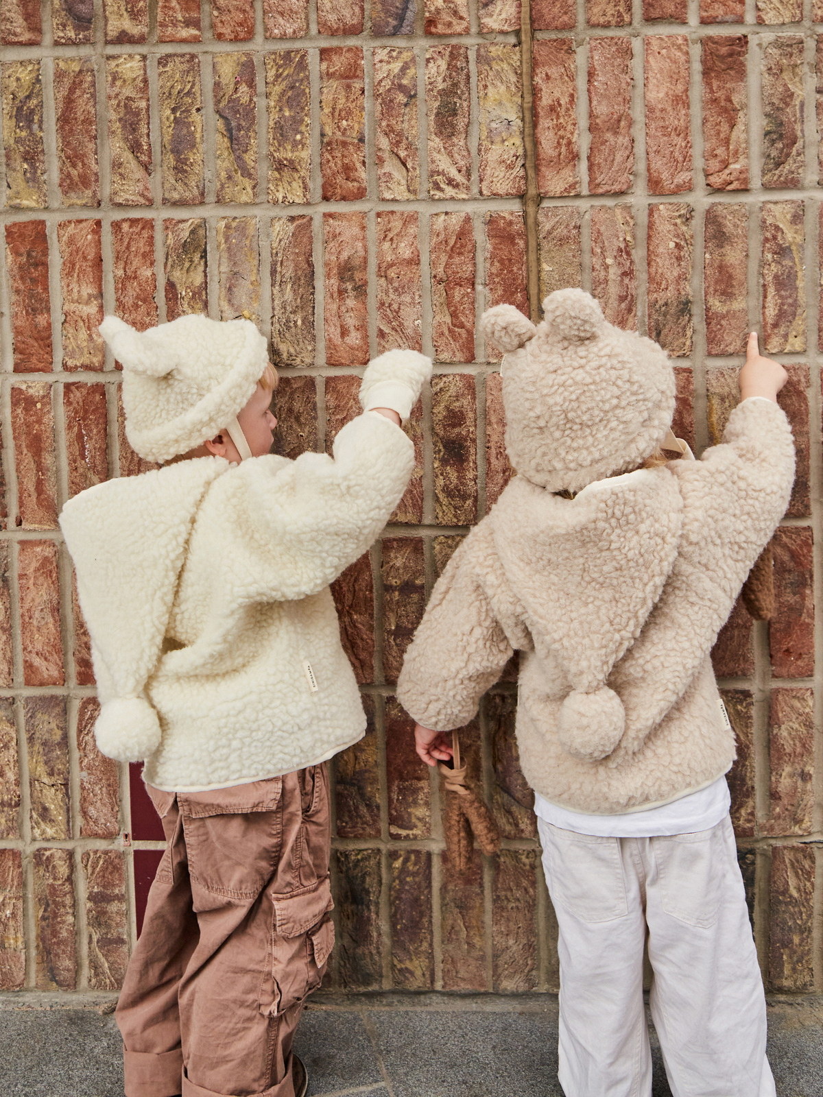 2023506_MerinoTeddyHat-MILK-4729_2.jpg