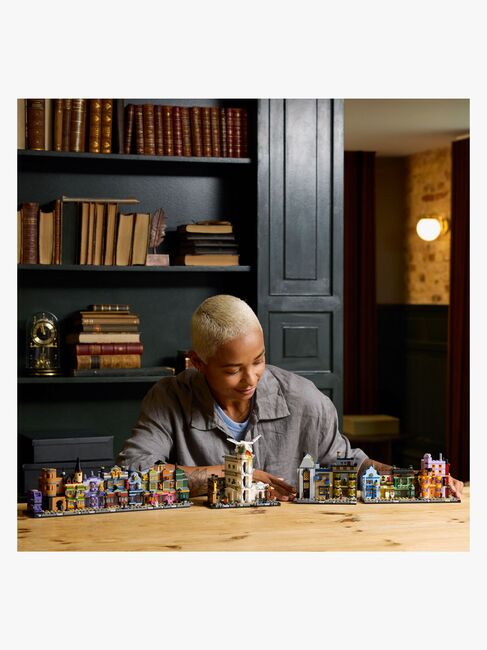 LEGO Harry Potter 76444 Diagongrändens trollkarlsbutiker