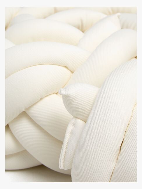 DM-JR-10-a-WHITE-3858_2.jpg