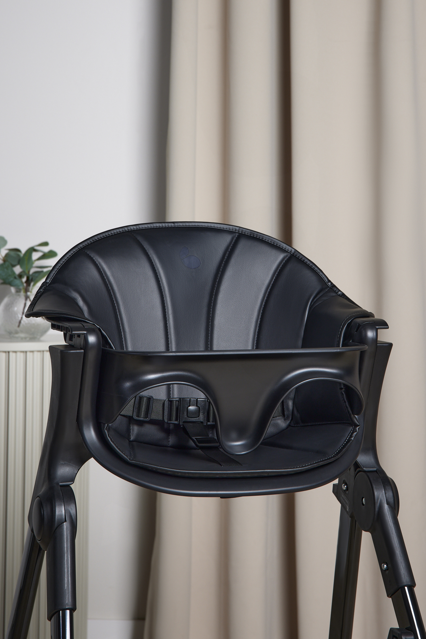 Beemoo CARE Harmony Matstolsdyna, Pepper Black