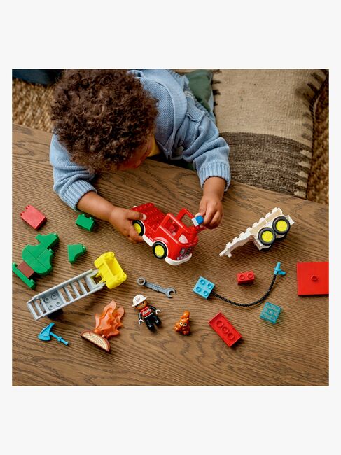 LEGO DUPLO Town 10473 Brandbil med slang och brandman