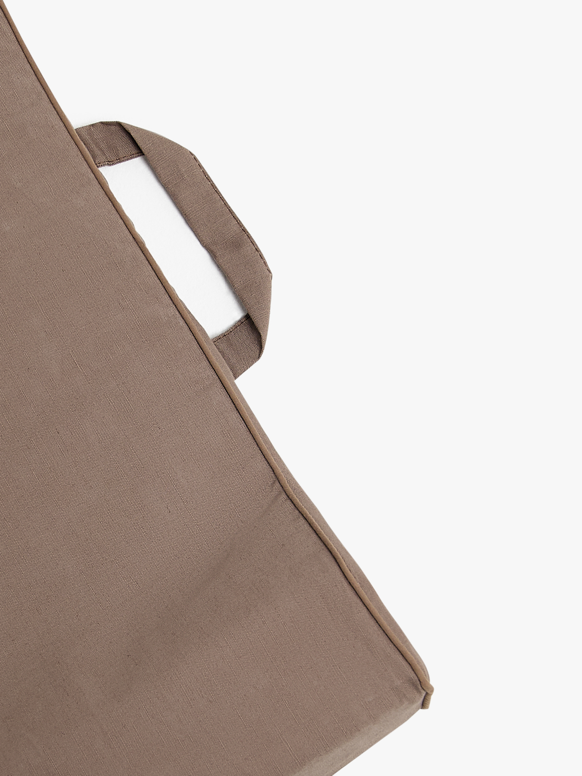 DM-CMT-01-f-TAUPE-3858_3b.jpg