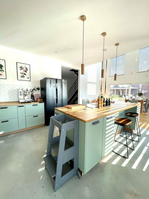 tiSsi Hjälpa Till Pall, Beech Grey