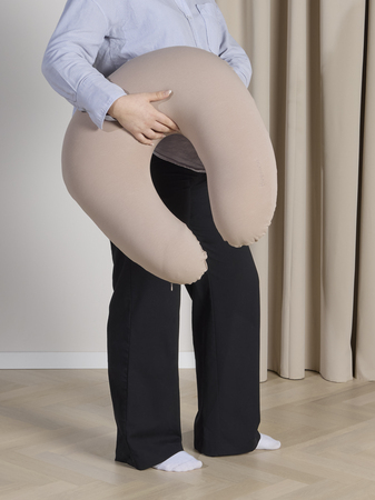 Beemoo CARE Snug Amningskudde, Sand Beige