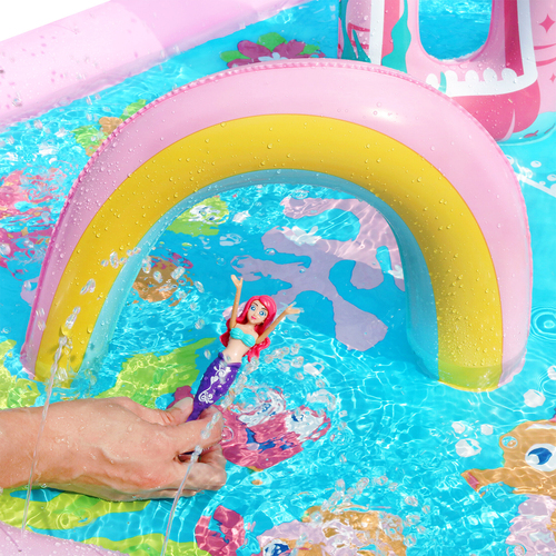 Banzai Vattenlekpark med Sjöjungfrudockor